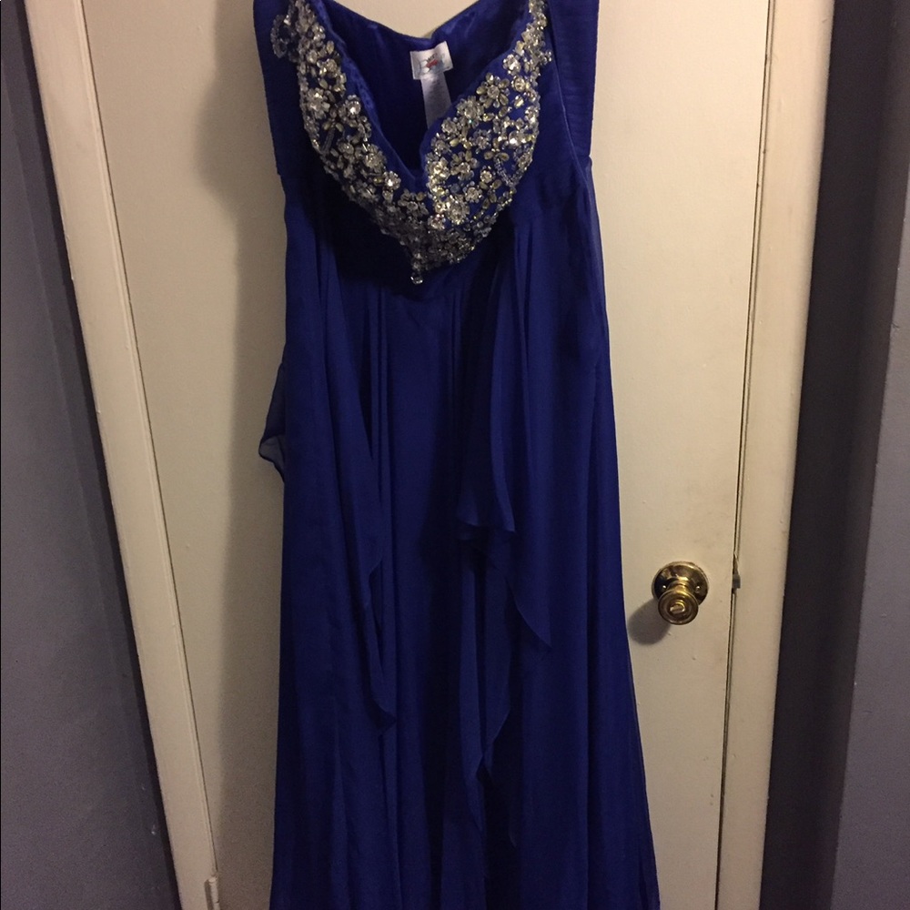 Blue prom dress